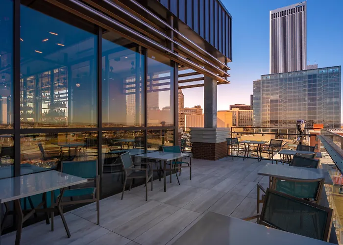Hotel Indigo Tulsa Dwtn/Entertainment Area