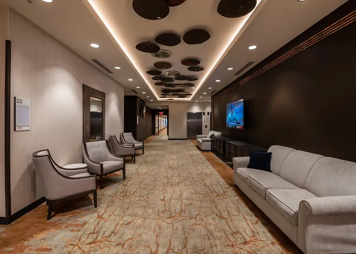 Hotel Indigo Tulsa Dwtn/Entertainment Area